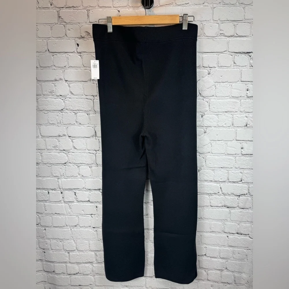 Cropped Kick-Flare Sweater Pants in black size L by Old Navy